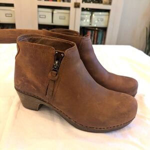 Dansko Max ankle boots, size 38